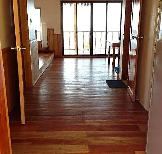 Hillside Village Apartment 72Sqm Size With Kitchen